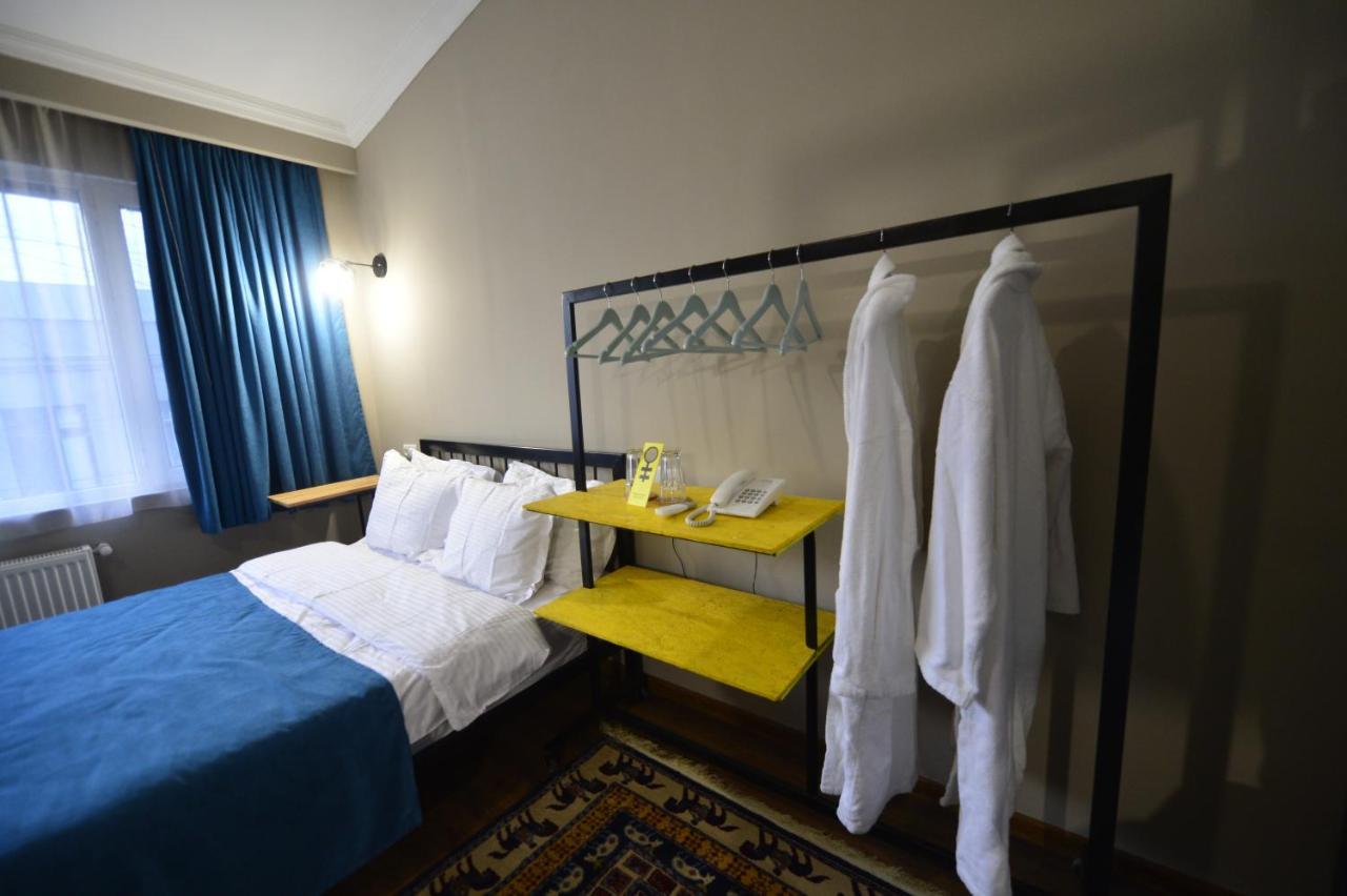 Boutique Hotel 27+ Tbilisi ภายนอก รูปภาพ