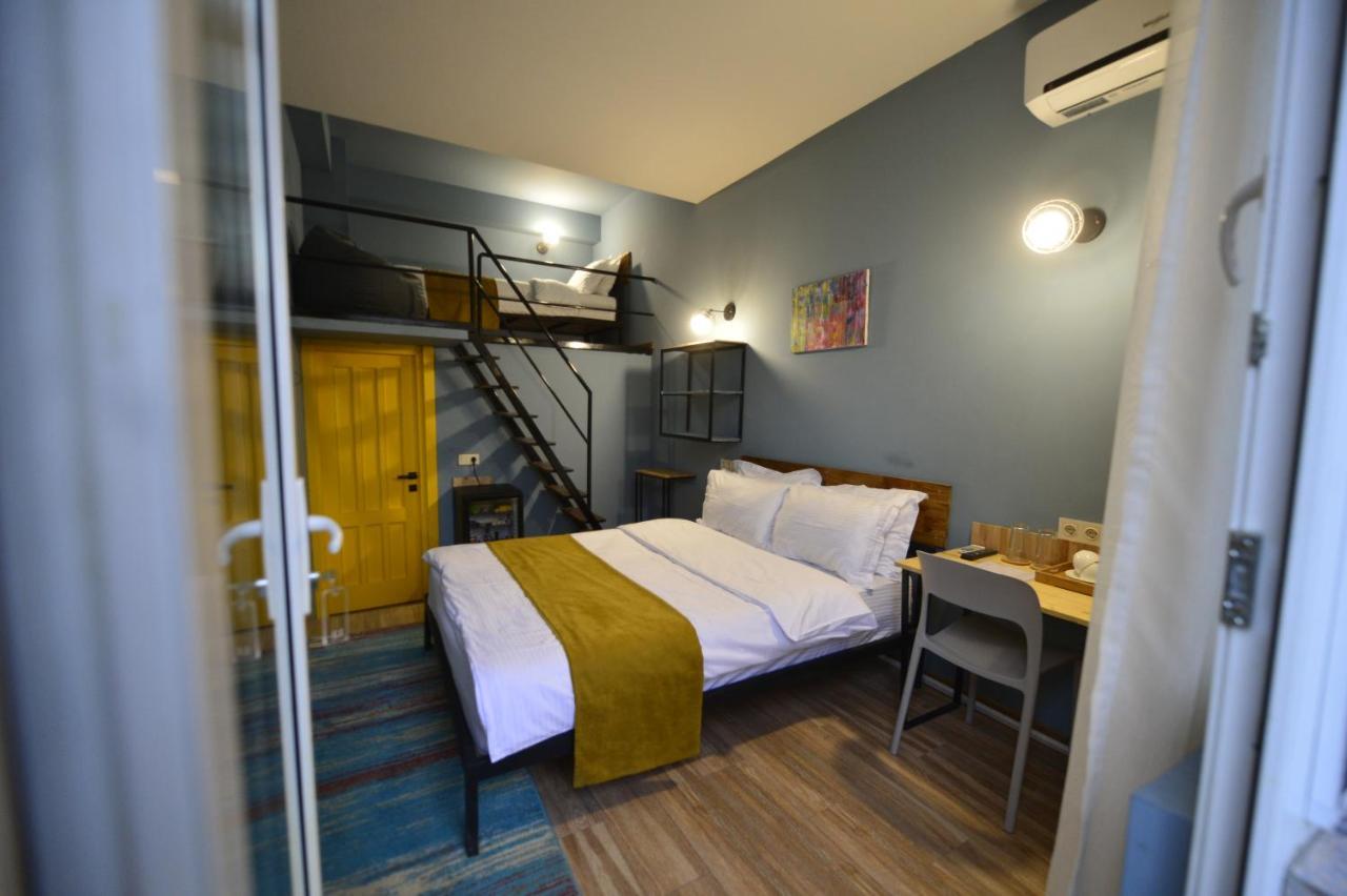 Boutique Hotel 27+ Tbilisi ภายนอก รูปภาพ