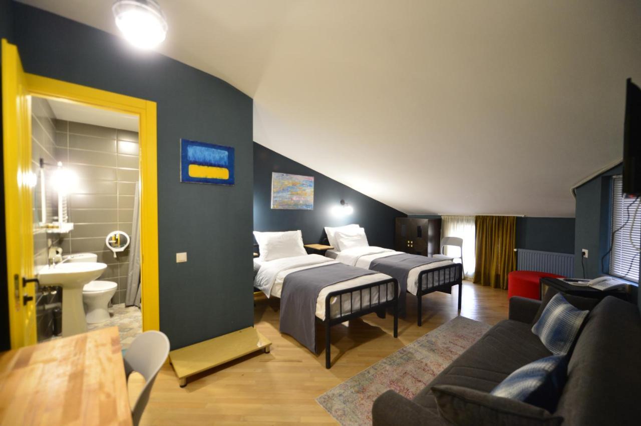 Boutique Hotel 27+ Tbilisi ภายนอก รูปภาพ