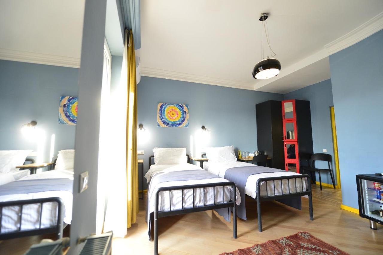 Boutique Hotel 27+ Tbilisi ภายนอก รูปภาพ